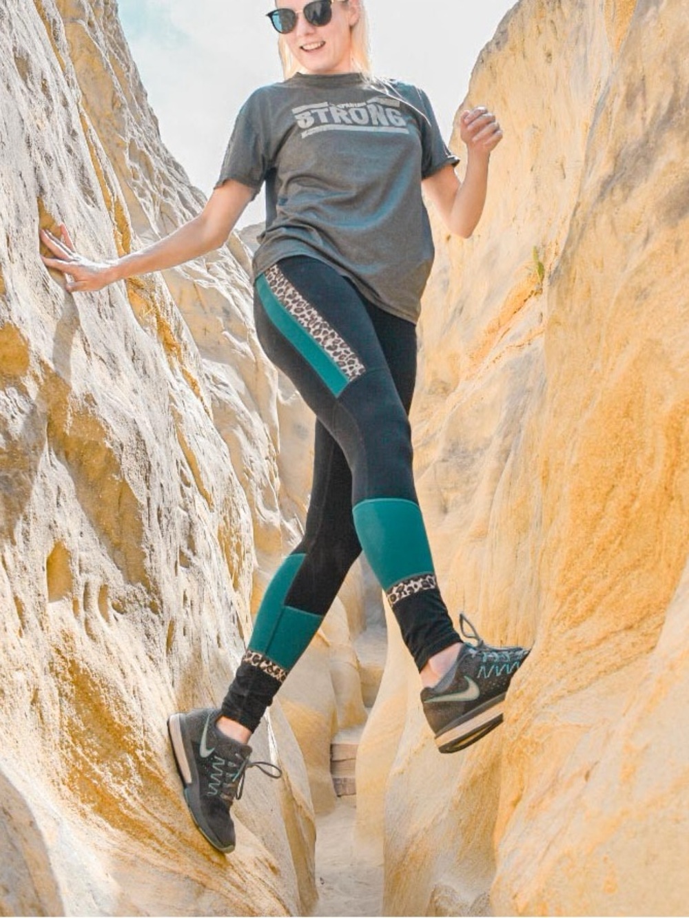 GAP Black and Teal Leggings with Leopard-Print Side Panel
